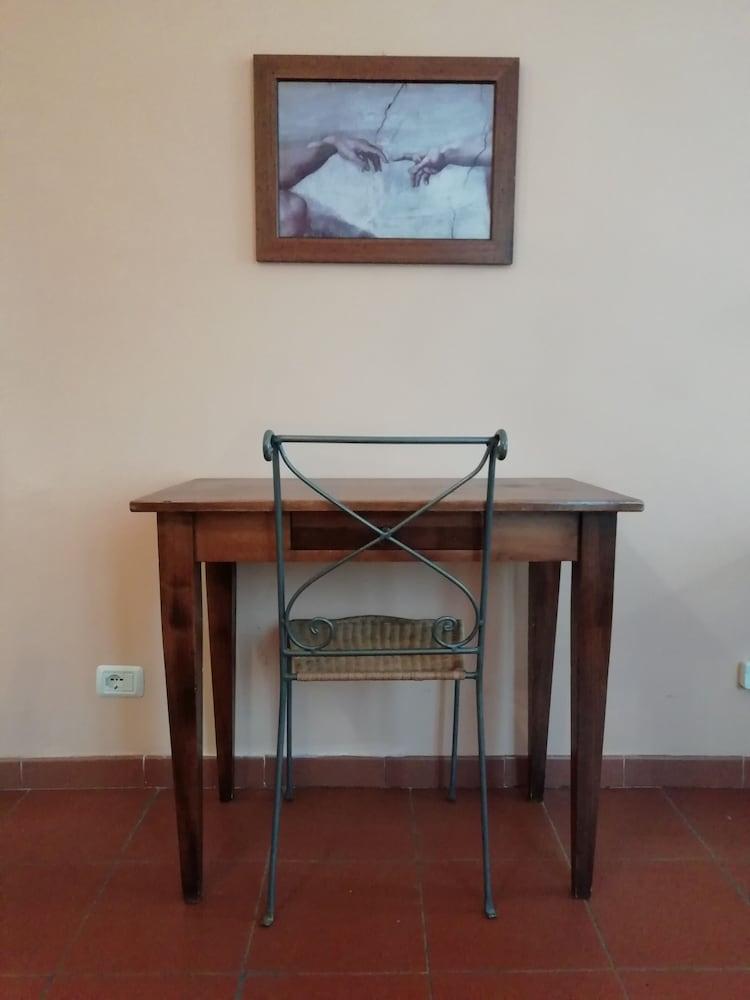 Hotel Genesi 2*