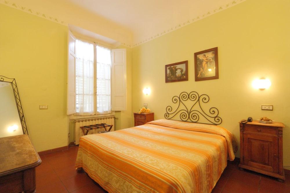Genesi 2* Florence
